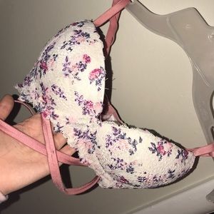 White floral date bra by Victoria’s Secret pink